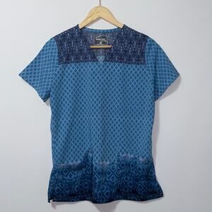 Butter soft blue scrub top women’s size small